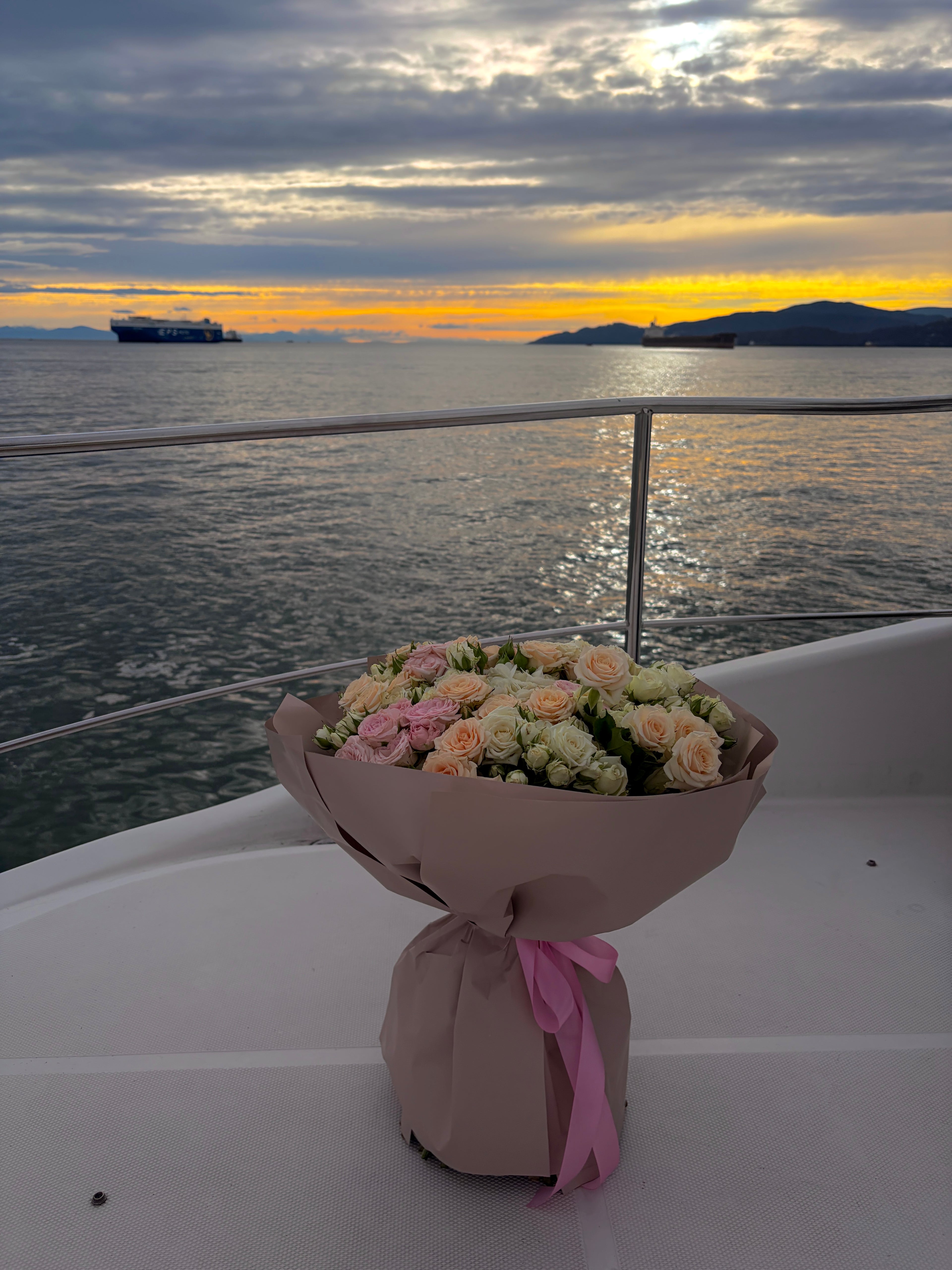 Spray Rose Bouquet